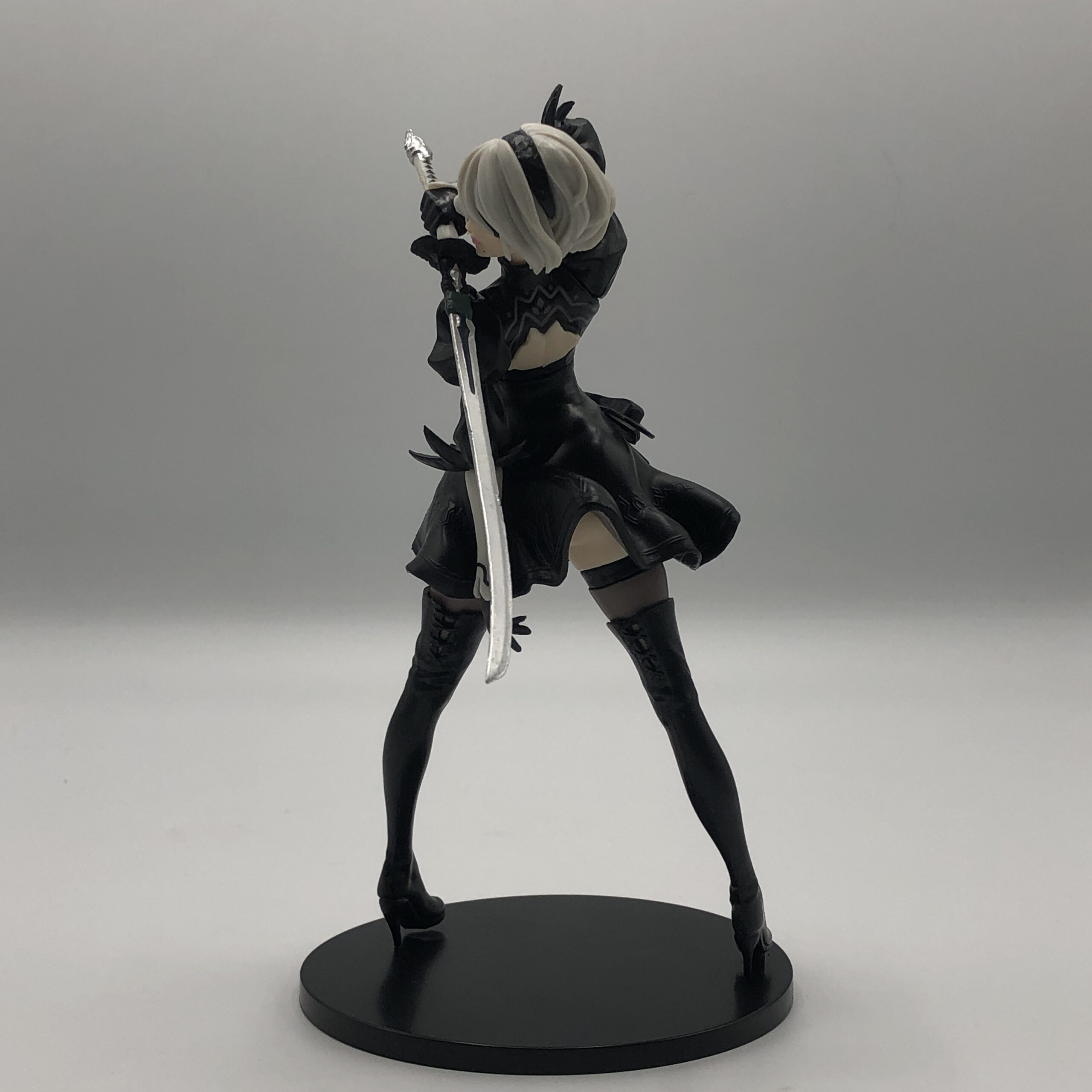 2b noir فیگور