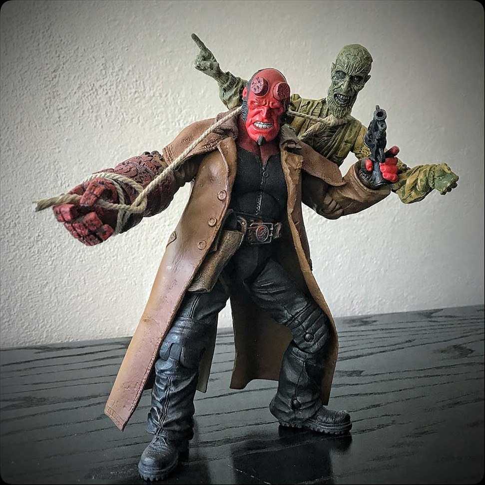 اکشن فیگور هل‌بوی ایوان کورپس | Hellboy Ivan Corpse | برند Mezco Toys